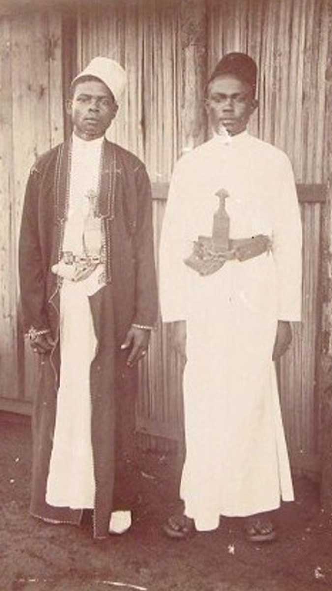 « Comoriens en grande tenue» (1900)
